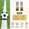 Ein Set gelber und schwarzer Griffhose für Sport, gezeigt neben einem Fußball und Pflegeanweisungen.