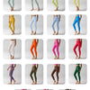 Affichage de couleur montrant diverses nuances de leggings de sport taille haute sur des modèles.