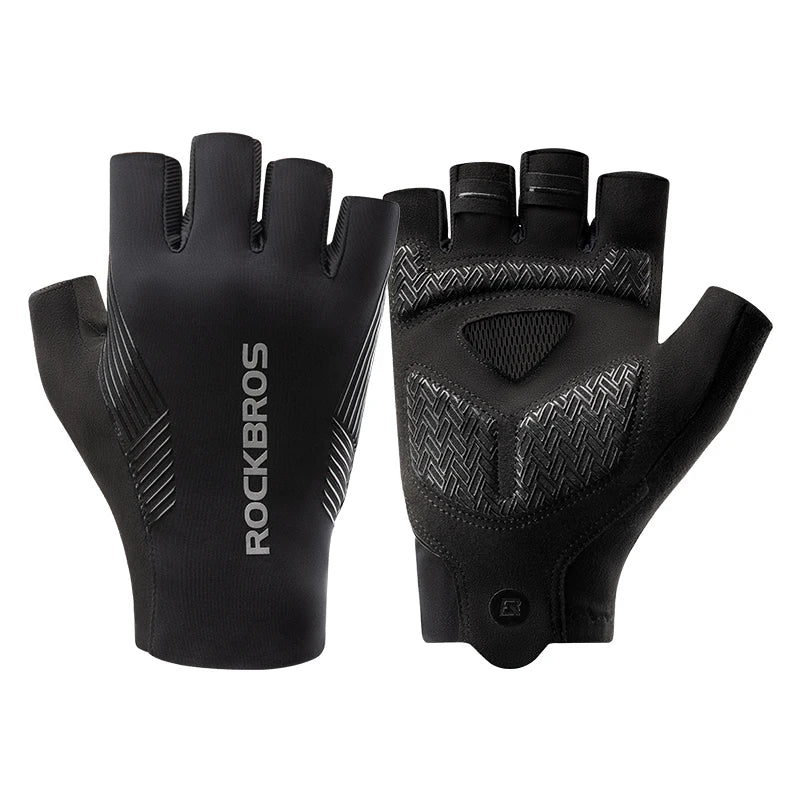 A pair of black breathable cycling gloves designed for mountain biking riding.