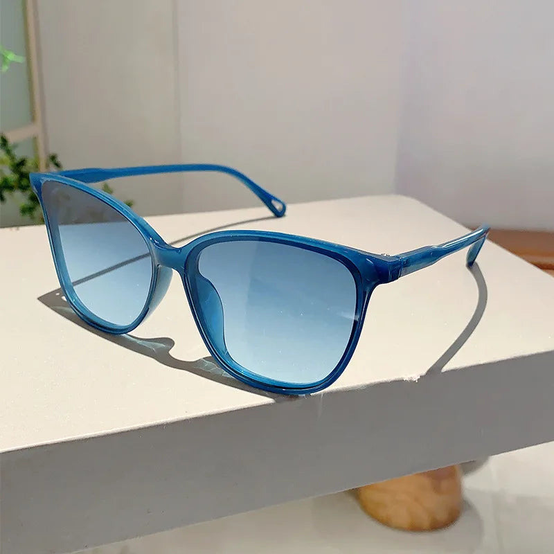 Retro Square Sunglasses with UV400 Protection