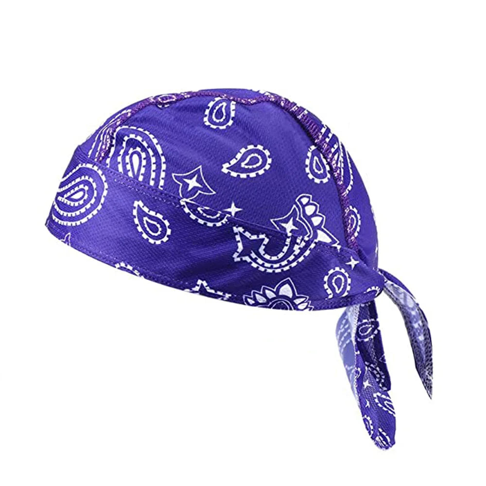 Lila Bandana mit weißem Paisley- und Sternmuster als Sport-Haube