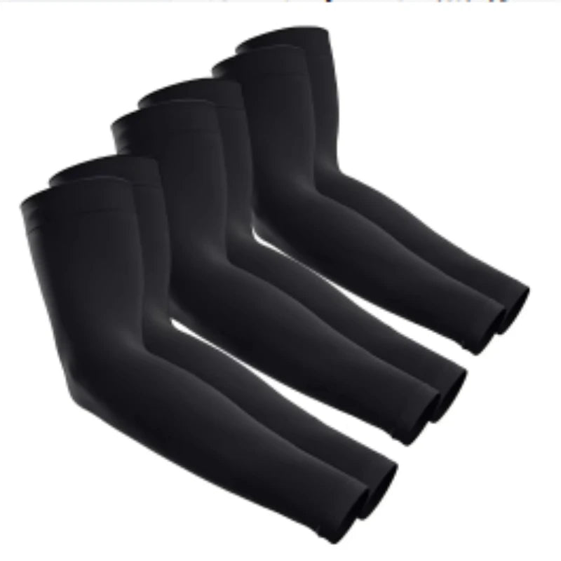 Ein Set schwarze Ice-Seide-Kühl-UV-Armschuhe, präsentiert auf weißem Hintergrund.