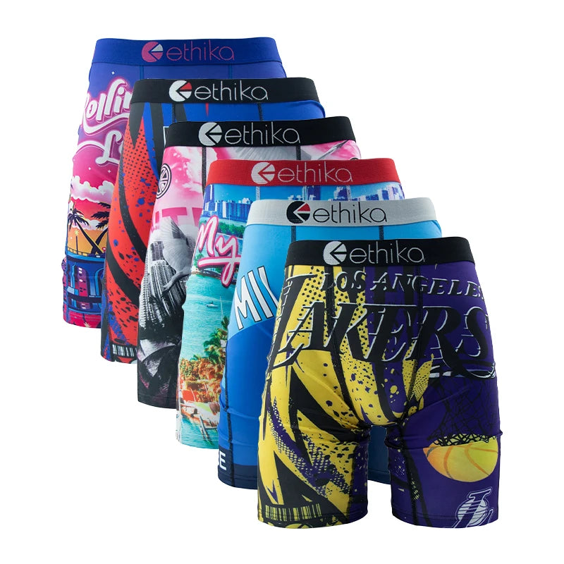 Une pile de sous-vêtements boxers pour hommes respirants à imprimés colorés et variés.