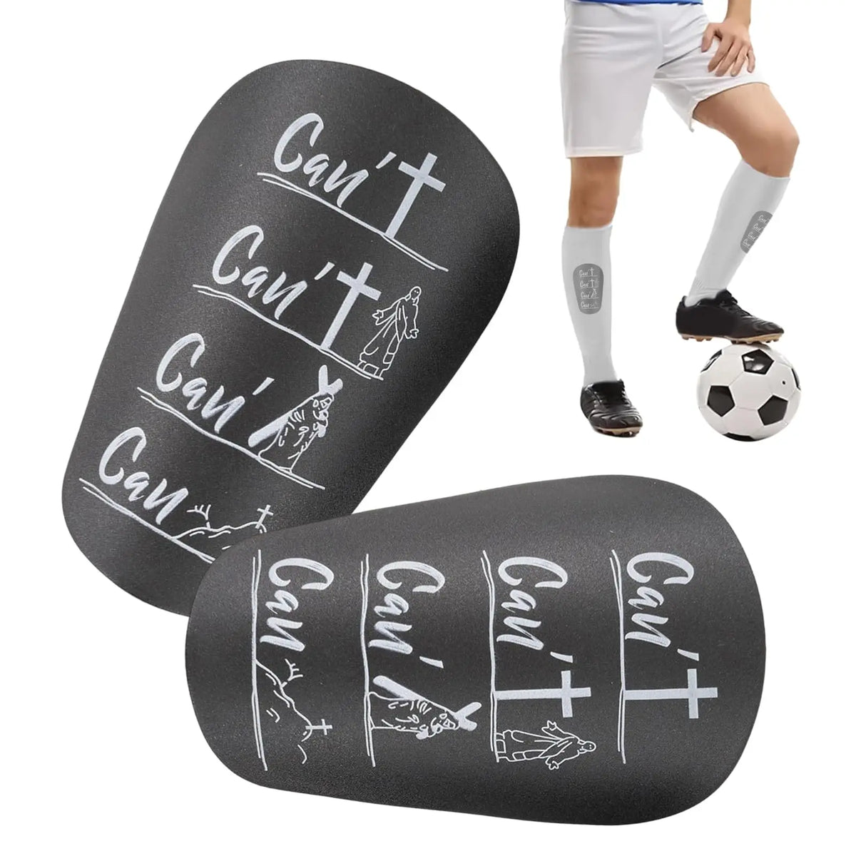 Protectores shin de fútbol mini negros con diseños de 'Can't' y 'Can' junto a un balón de fútbol.
