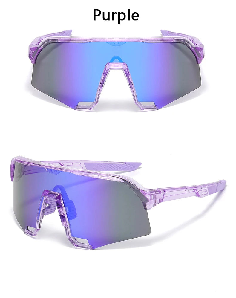 Lila modische Sonnenbrille mit spiegelnden Linsen in Vogelperspektive.
