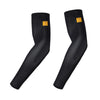 Ein Paar schwarze UV-Schutz-Sportarm-Sleeves für Fitness und Outdoor-Aktivitäten.
