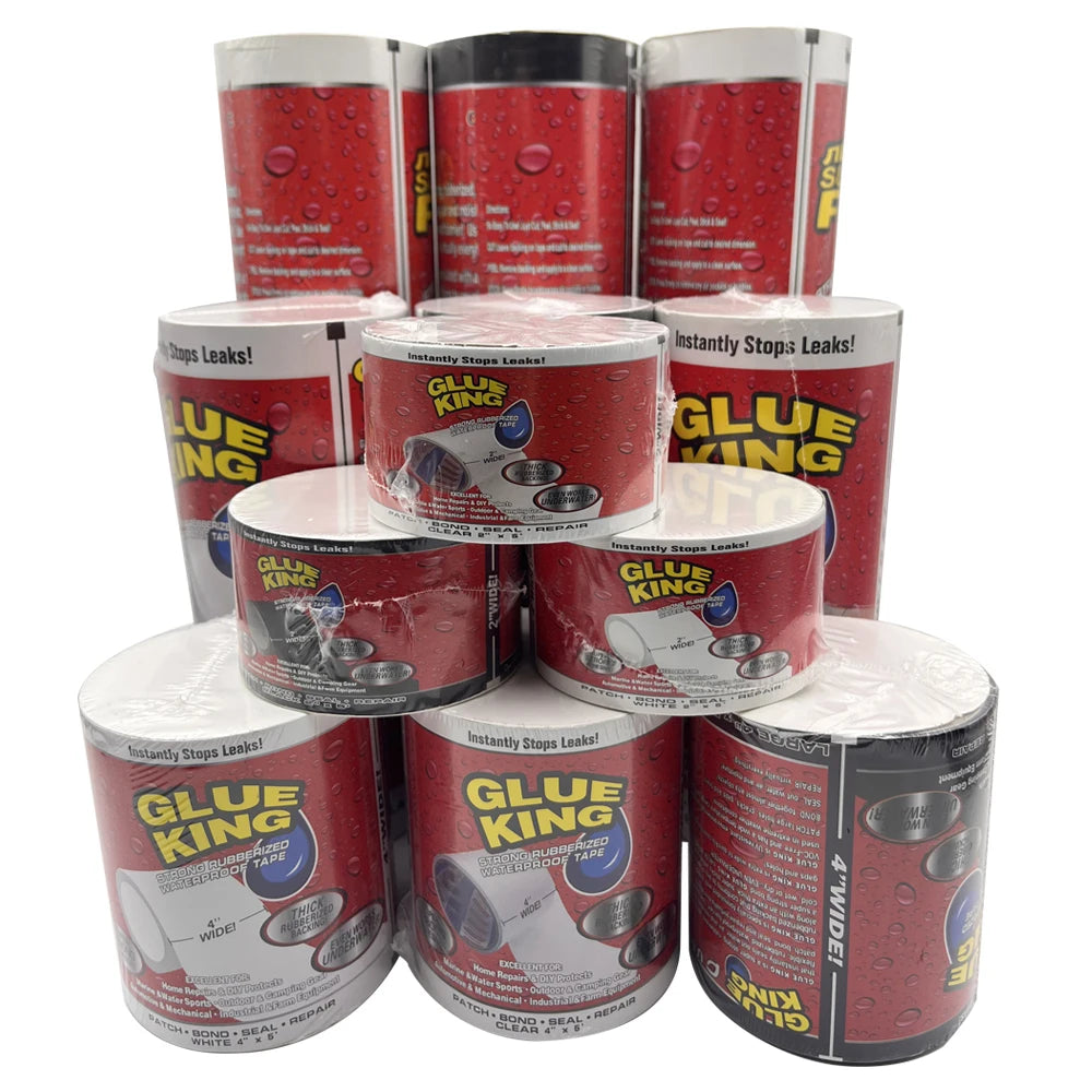Eine Reihe roter und schwarzer Glue King wasserdichter Reparaturbandrollen, aufrecht stehend.
