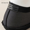 Chaussettes en maille antidérapantes noires pour hommes, présentées sur un mannequin blanc.