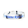 Weiß-schwarze marmorierte Silikon-Armband mit dem Namen Cristiano Ronaldo eingraviert.