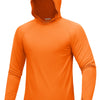 Orangefarbenes Langarmshirt mit Kapuze in Ganzkörperansicht.
