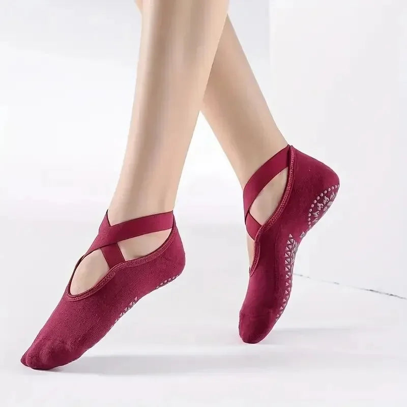 Zapatillas antideslizantes color granate para Pilates y yoga