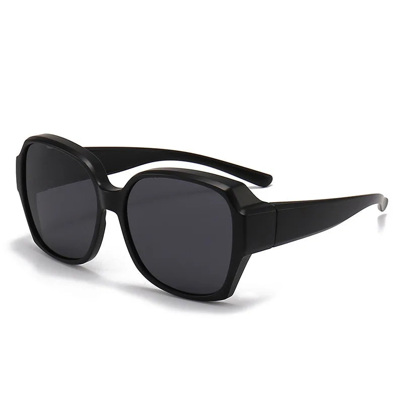 Vintage Oversized UV400 Sunglasses with Fit-Over Design