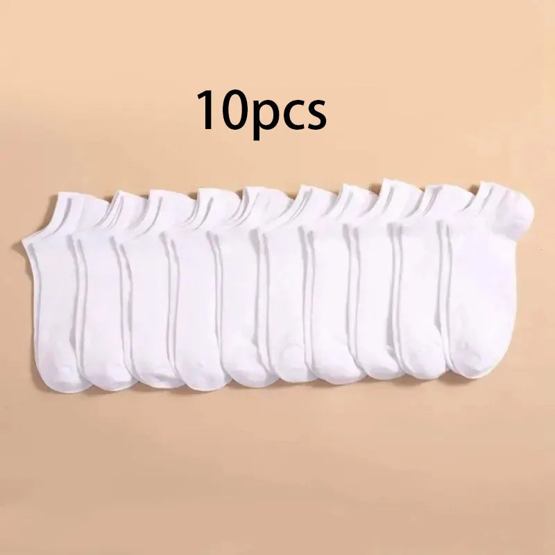 A pack of 10 white soft lightweight ankle socks for sports and casual wear