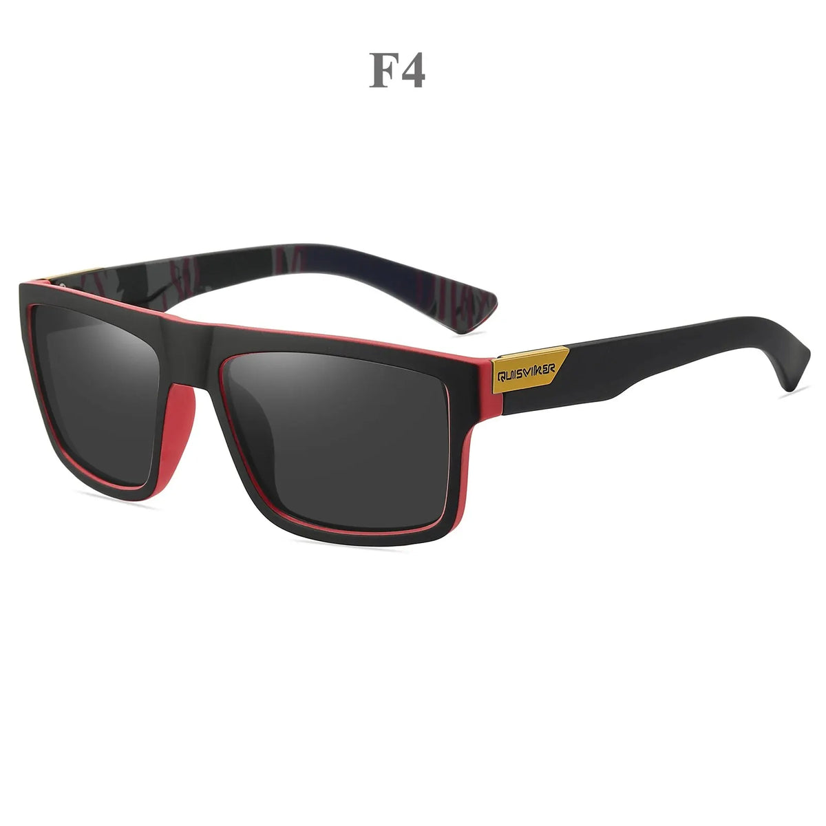 Gafas negras con detalles rojos y un logo dorado sobre fondo blanco.