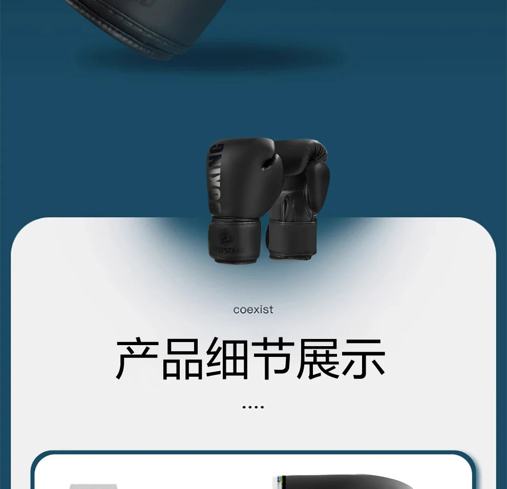 Une paire de gants de boxe Muay Thai en cuir PU noir, exposés sur un fond bleu sarcelle foncé.