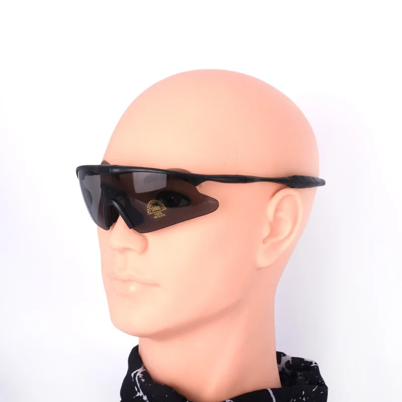 UV400 Cycling Sunglasses with Windproof and Dustproof Protection