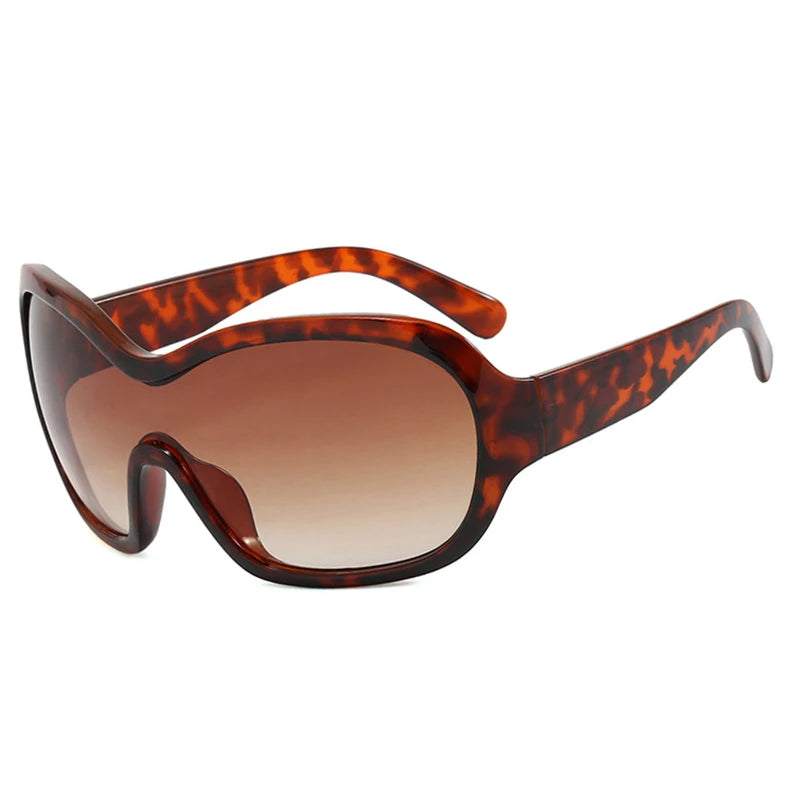 Oversized Pilot Sunglasses with Gradient Lenses