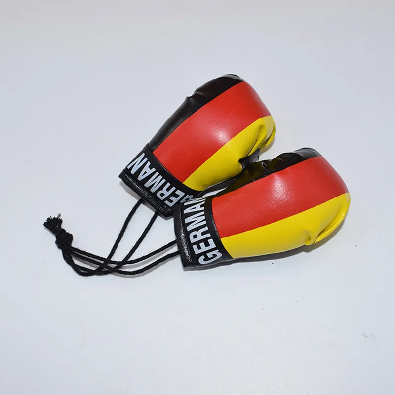 Mini PU-Leder-Boxhandschuh-Anhänger mit den Farben der deutschen Flagge rot und gelb