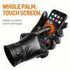 Gants en cuir noir tenant un smartphone à écran tactile