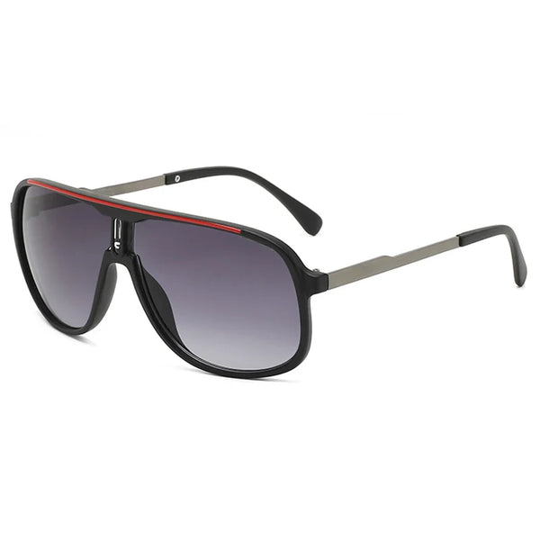Klassische neutrale Sonnenbrille mit dunklen Gläsern und silbernem Rahmen vor weißem Hintergrund.