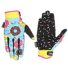 Une paire de gants de motocross colorés avec des accents néon et un design vibrant.