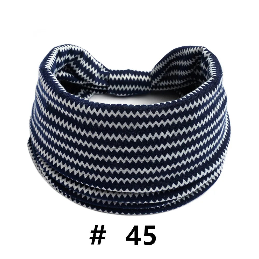 Navy and white chevron patterned knitted headband