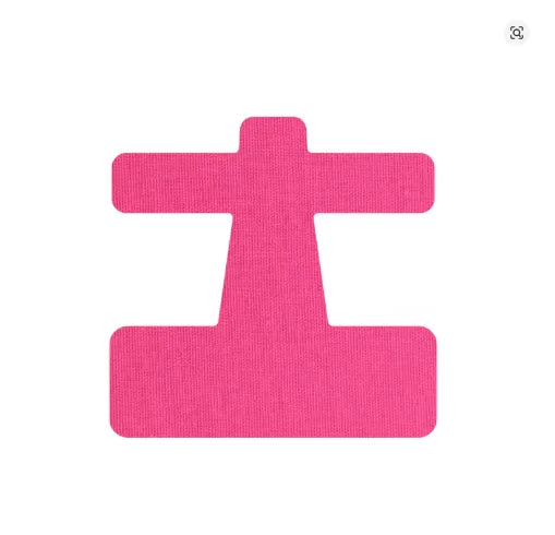 Rosa Kinesiotape-Streifen in Plusform zur Linderung von Fußschmerzen.