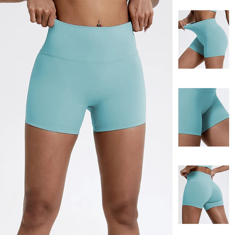 Shorts de yoga compressifs bleu clair à taille haute, montrés sur un mannequin sous divers angles.