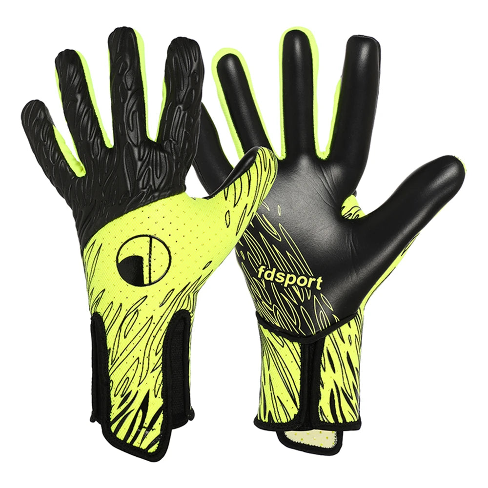 Un par de guantes profesionales para portero, amarillos y negros, para fútbol o soccer.