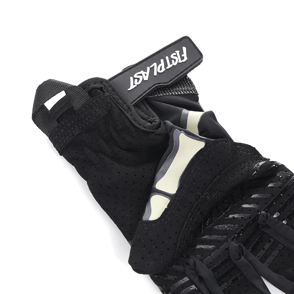 Black tactical finger gloves with a gray accent and a Fastplast tag visible.