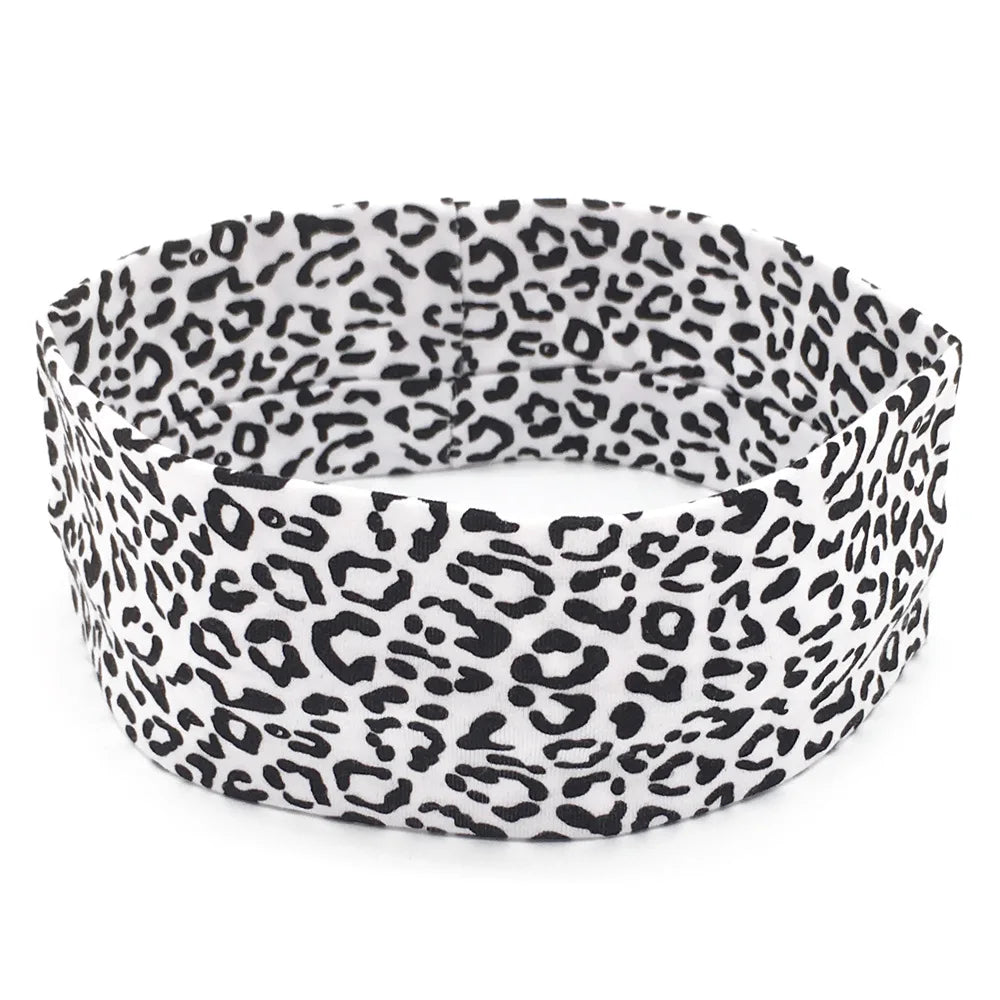 Black and white leopard print women's sports headband
