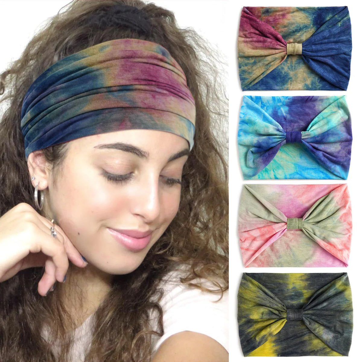 Une femme portant un bandeau en coton tie-dye aux tons violet, bleu et vert.
