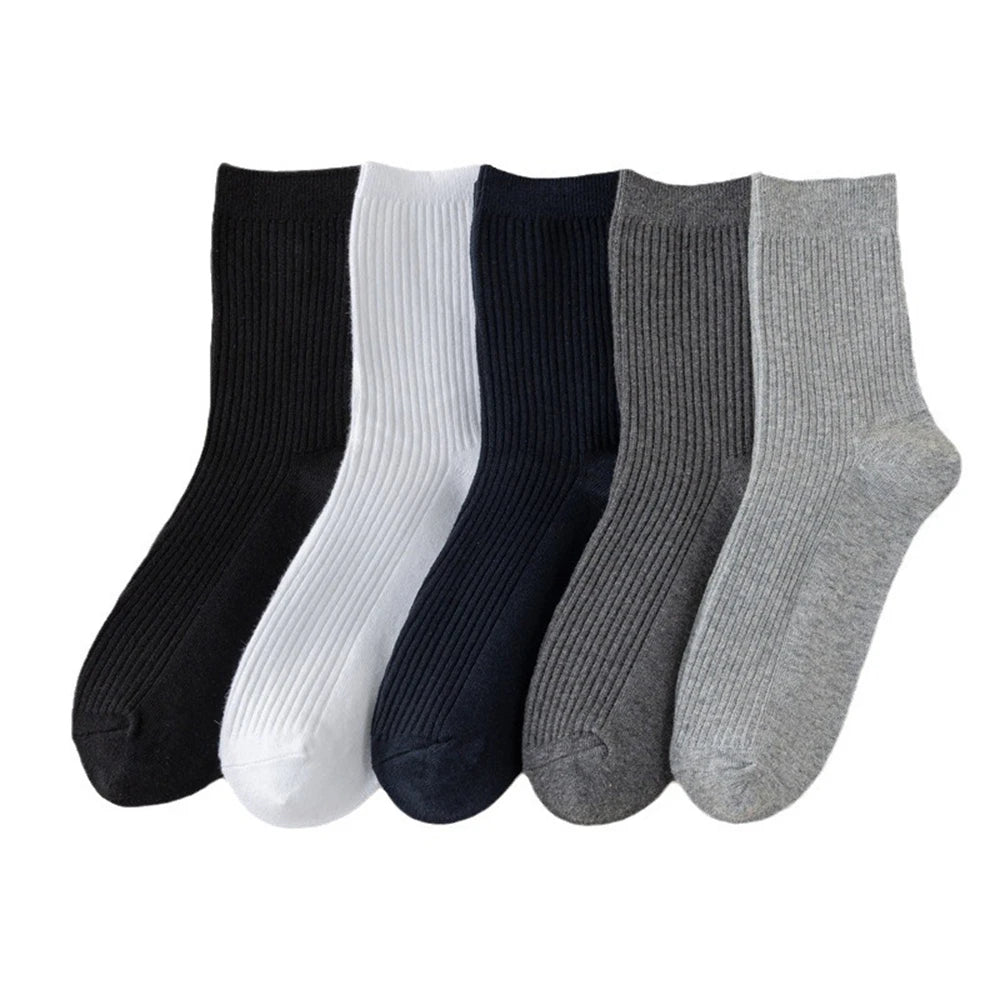 A pack of five men's mid-tube sweat absorption socks in black, white, navy blue, and gray.