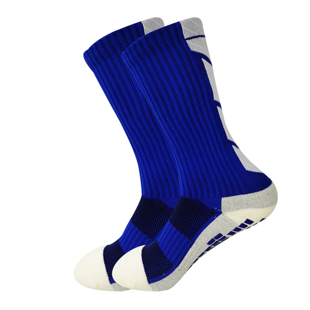 Ein Paar blau-grauer sportlicher Funktionssocken, von der Seite gezeigt.