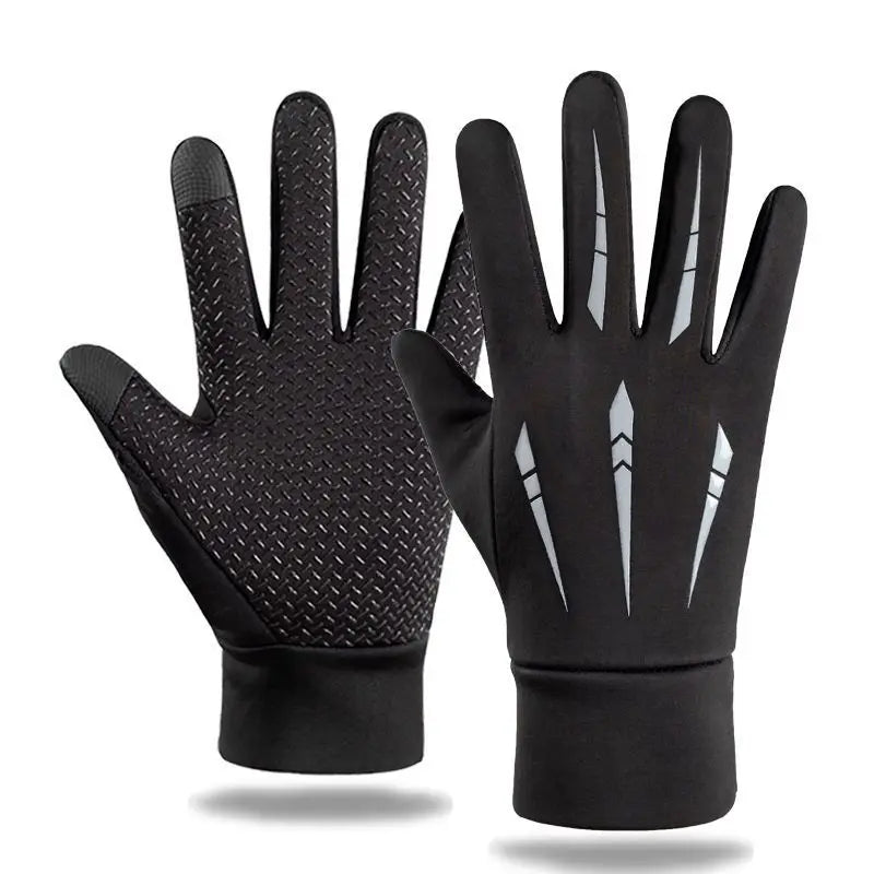 Ein Paar schwarze thermische Touchscreen-Winterhandschuhe vor weißem Hintergrund.