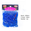 Paquete con bandas elásticas para telar azul, ganchos S y una aguja para hacer pulseras.