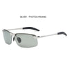 Gafas photochromicas plateadas con montura negra y lentes