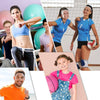 Collage von Menschen, die blaue und rosa Sport-Headbänder tragen oder halten.