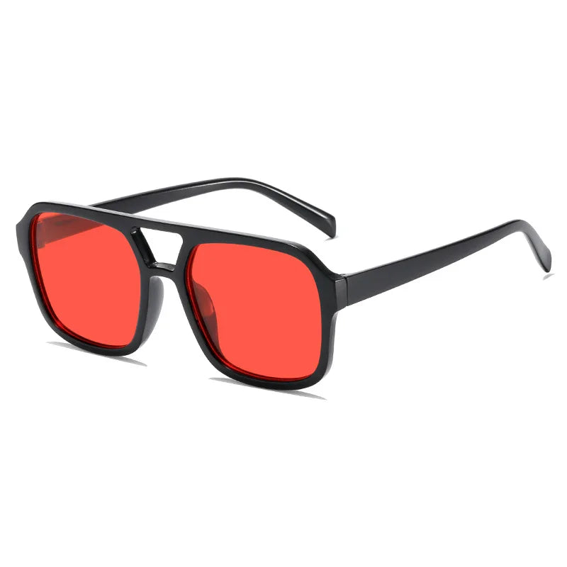 Rote Vintage Quadratische Sonnenbrille mit schwarzen Rahmen
