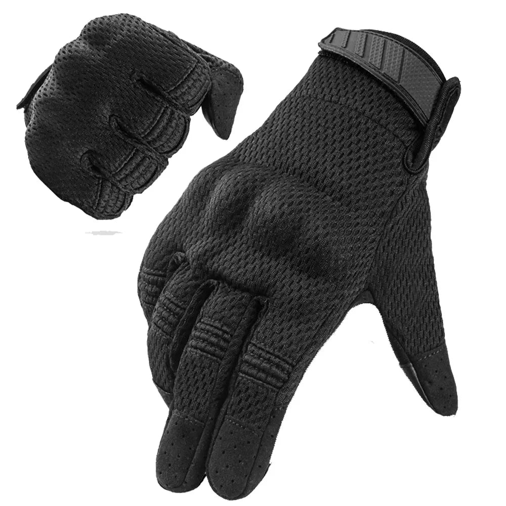 Gants tactiques noirs sport en gros plan