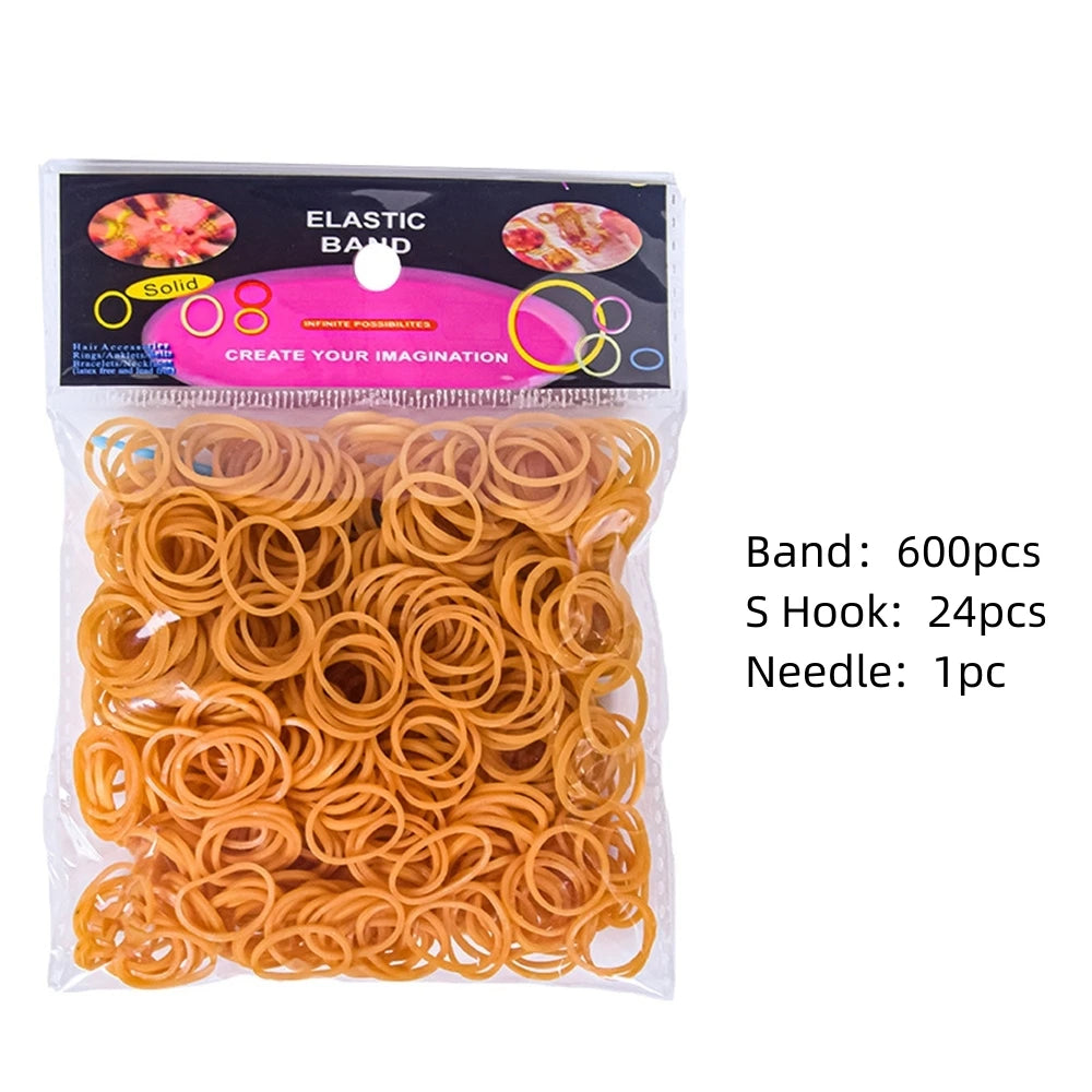 Paquete de bandas elásticas para telar en varios colores y tamaños para hacer pulseras, con una aguja incluida.