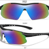 Lunettes de soleil sportives avec lentille dégradée bleu, violet et orange, vue de face en angle de 45 degrés