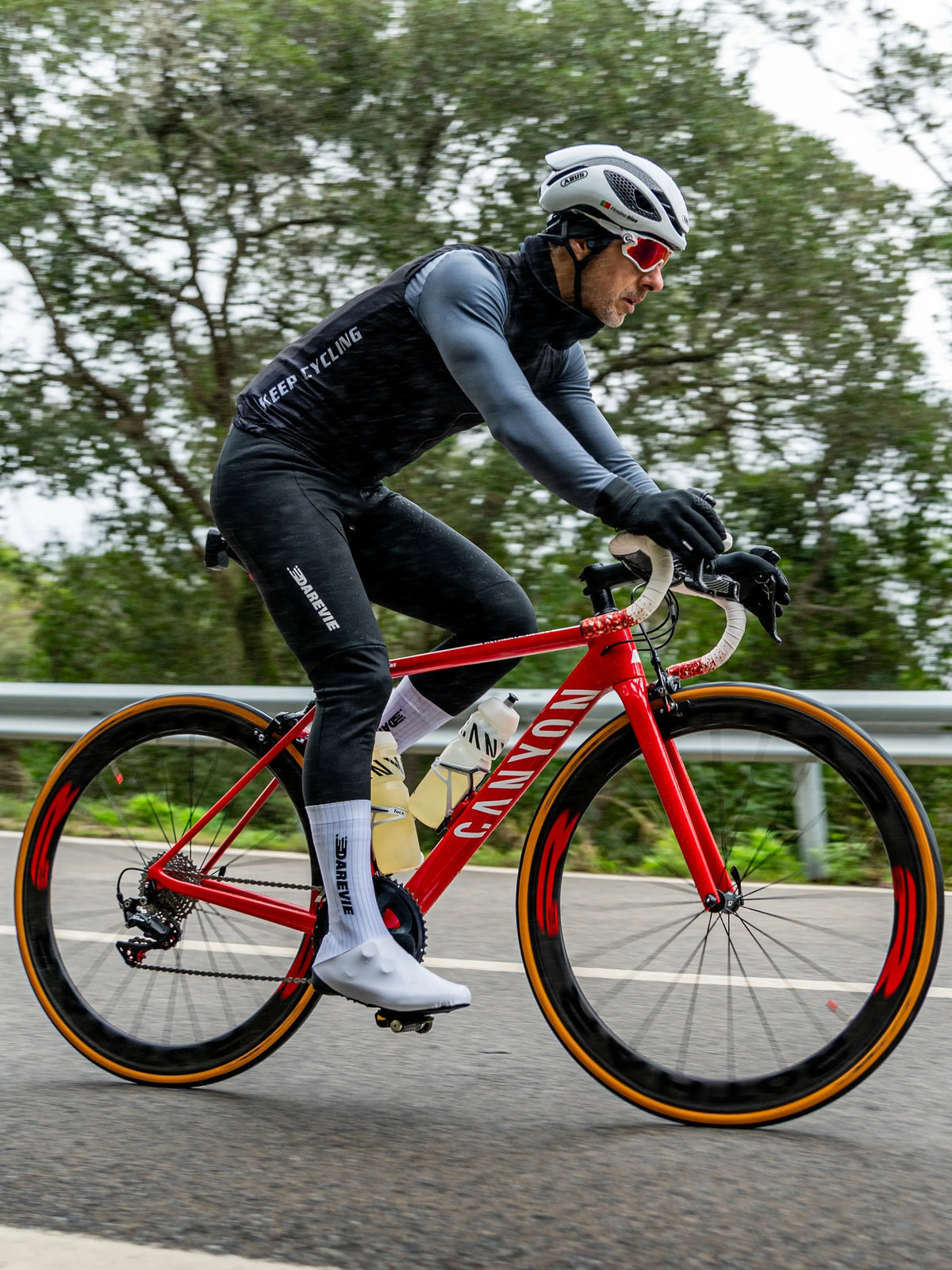 Aero Cycling Shoe Covers with Windproof, Water-Resistant Design
