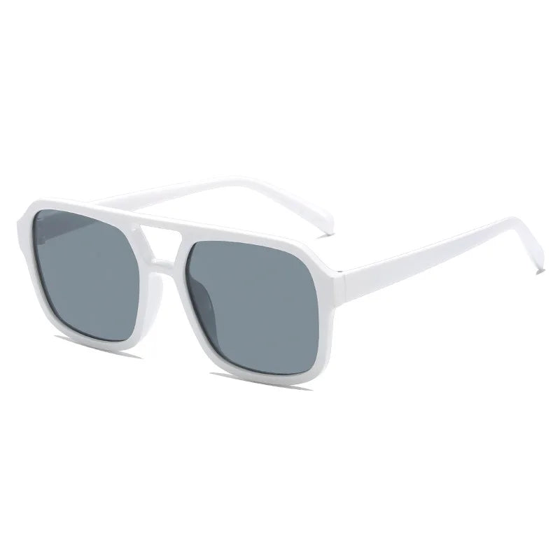 Weiße Vintage-Square-Sonnenbrille mit Anti-Glare und grauen Linsen
