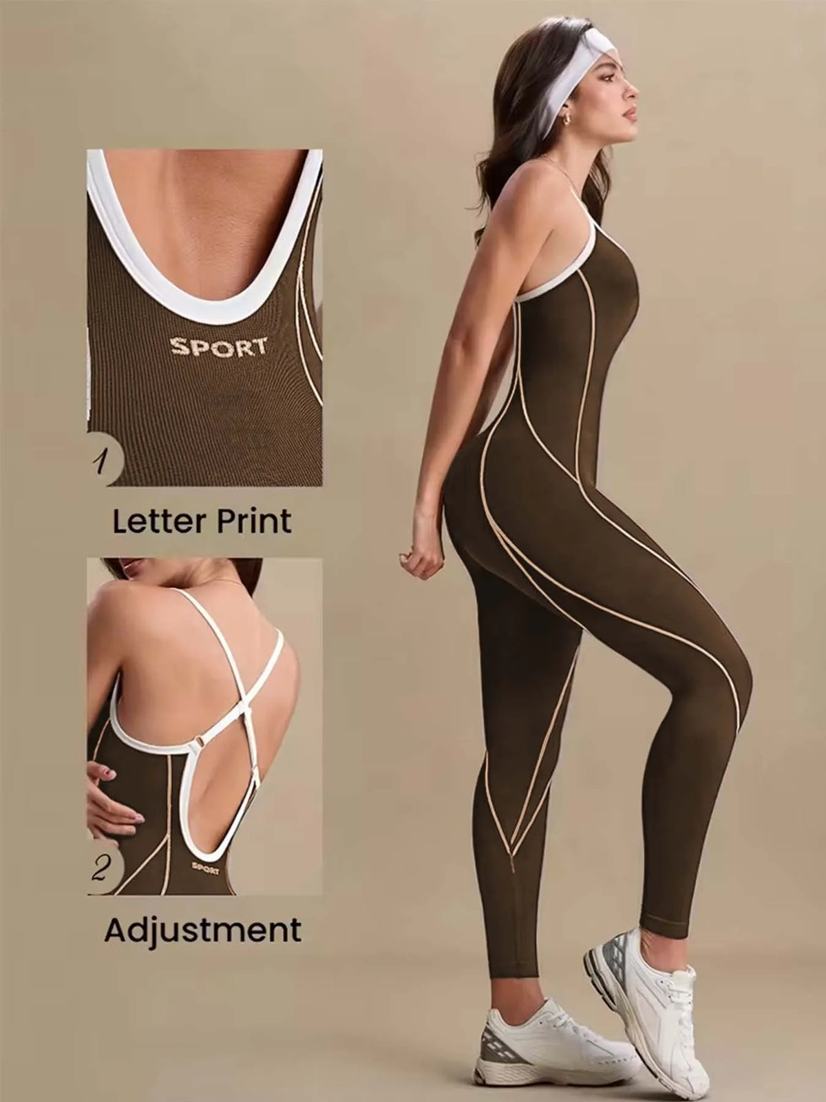 Ein Model trägt einen eng anliegenden Yoga-Overall in dunklem Olivgrün mit weißem Zierrand und goldener Bordüre.