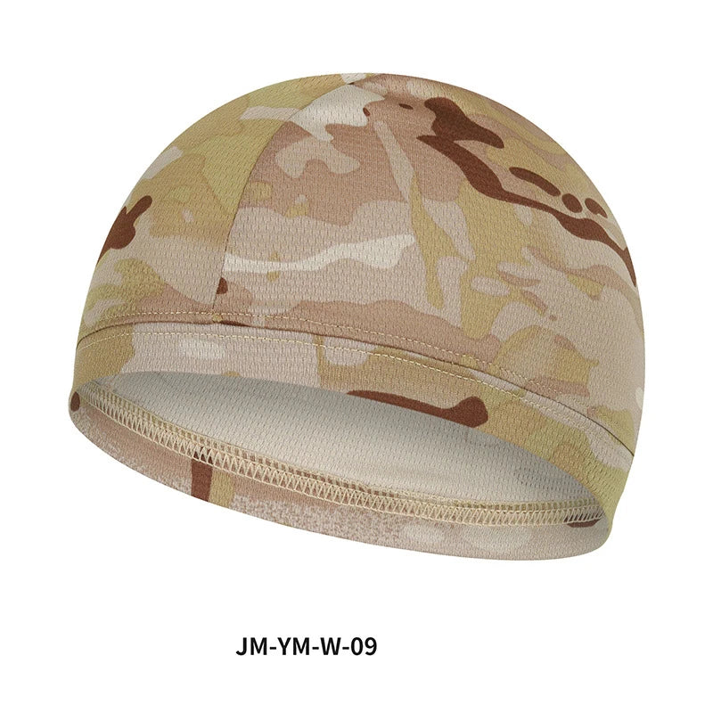 Beige und braunes Tarnnetz-Skullcap von der Seite