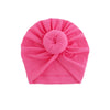 Helles pinkes, glattes Baumwoll-Baby-Turban mit gerafftem Design.