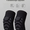 Une paire de protège-coudes noirs vue de profil, mettant en évidence quatre améliorations pour le sport et l'exercice.