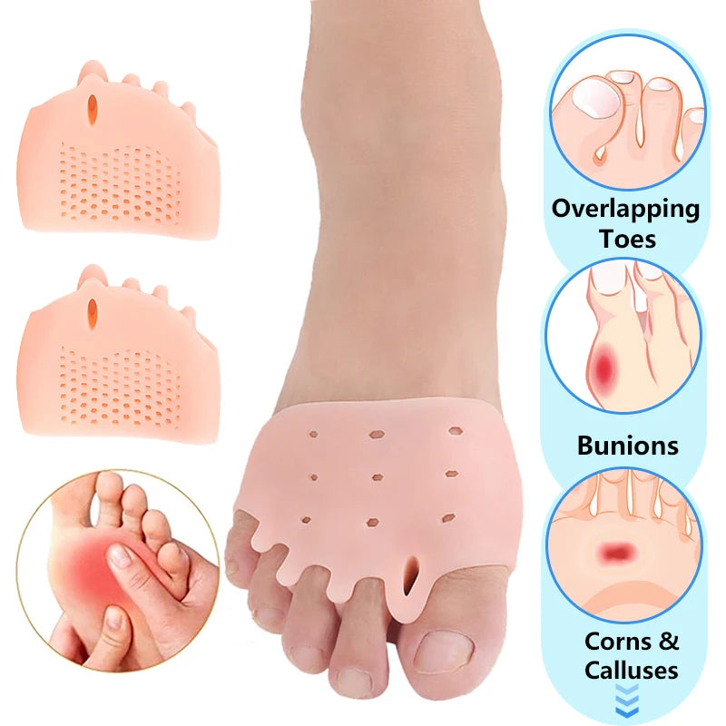 Pinkes Silikon-Pannus zur Schmerzlinderung an den Metatarsalspitzen, gezeigt auf einem Fuß und einzelne Pads.