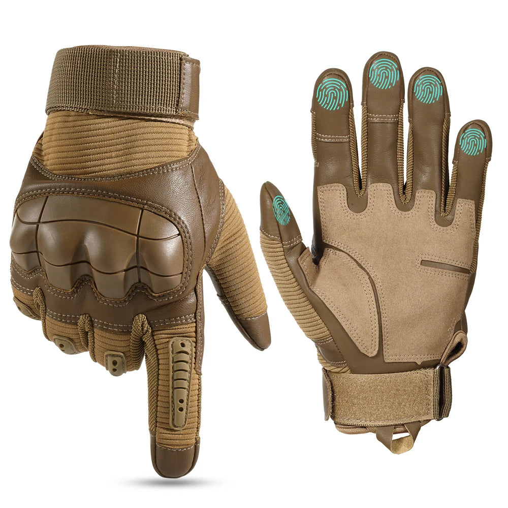 Ein Paar brauner taktischer PU-Lederhandschuhe von hinten und der Handfläche aus.